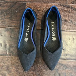 Rothy’s - Women’s, pointed toe, black, size 7